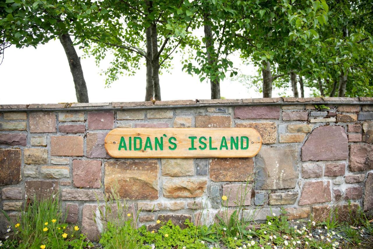 Aidan'S Island Hotel Westport Exterior photo